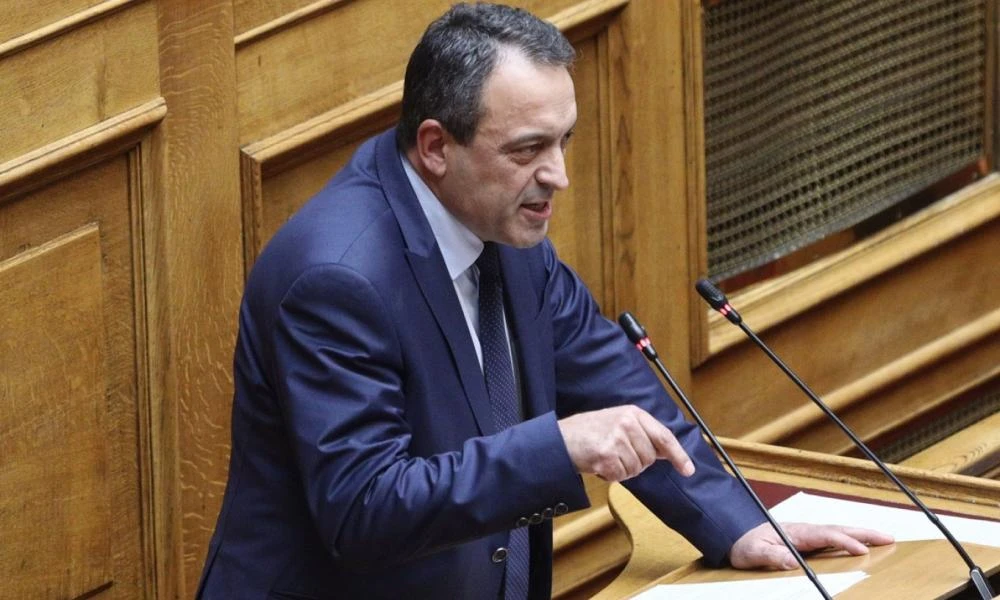 Βουλή: «Πας μη Έλλην βάρβαρος» από τον Στίγκα και αναφορές στα Ίμια